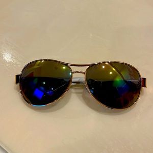 Juicy couture aviator sunglasses